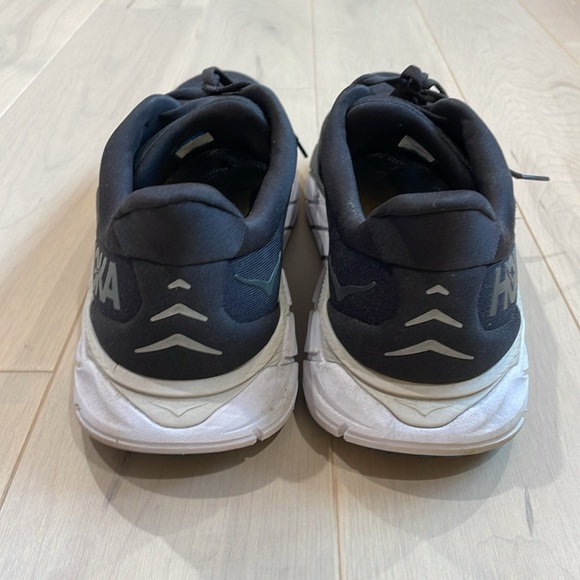 Men’s Hoka ARAHI 6 - Picture 4 of 5